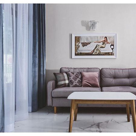 Apartamenty Promenada 에우크 외부 사진