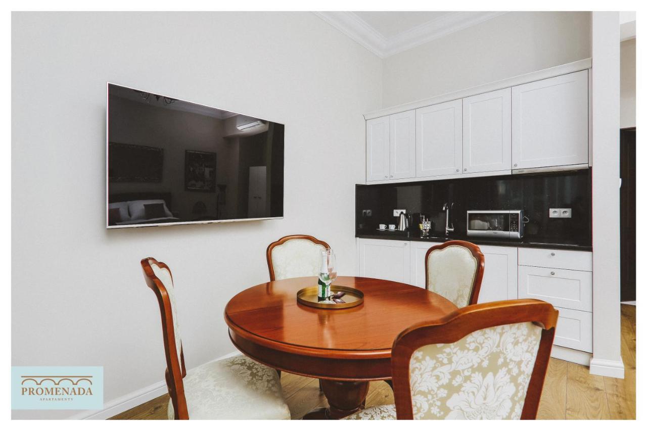 Apartamenty Promenada 에우크 외부 사진